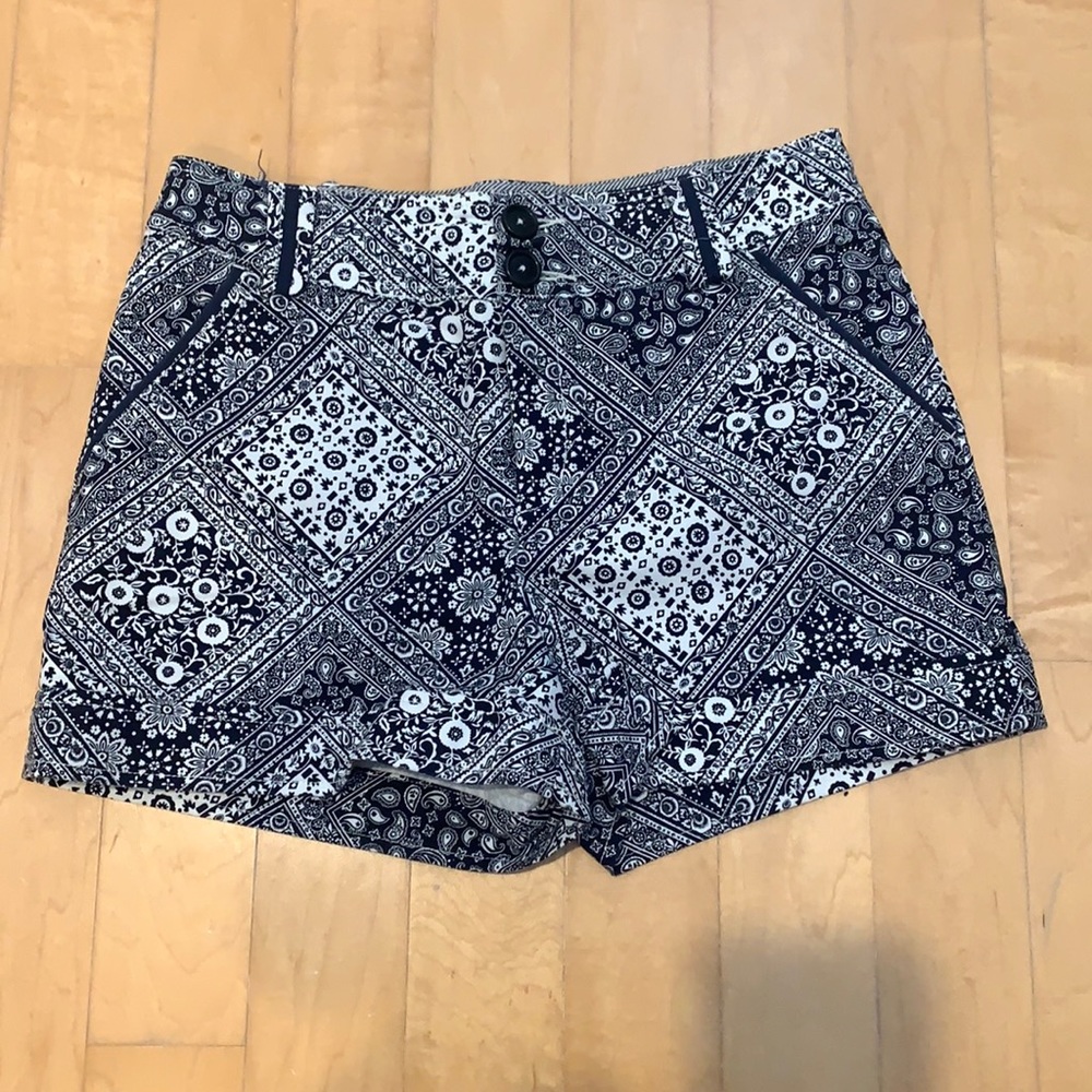 Cartonnier Paisley Shorts
